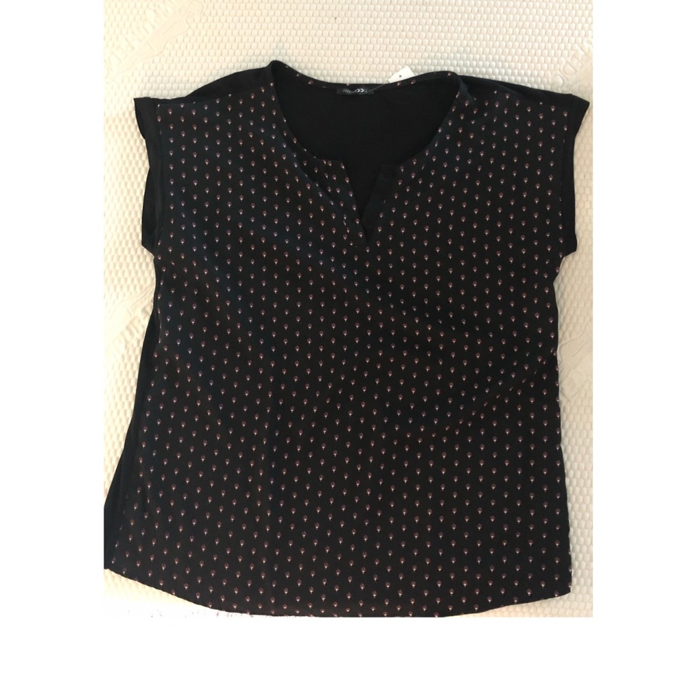 Reece mixed material top